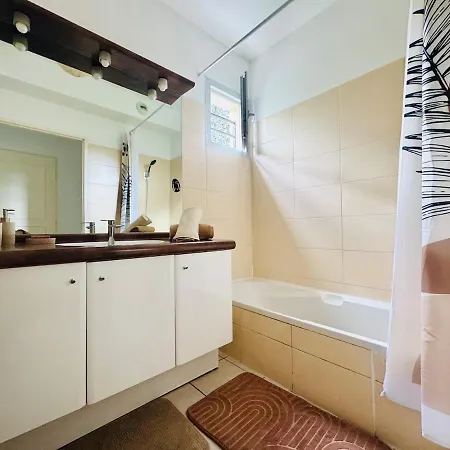 Le Faure - Centre Et Jardin 2 Personnes Lägenhet