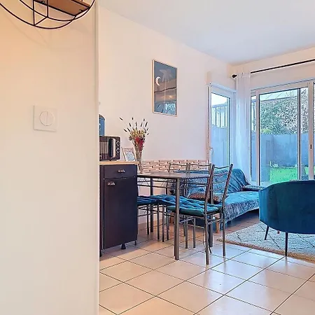 Le Faure - Centre Et Jardin 2 Personnes * Valence (Drome)